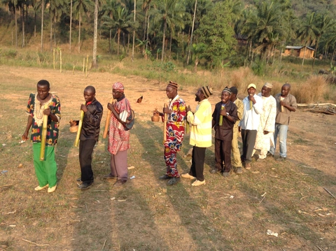 ŋkàk ndʉ̀ (Ləle in Ngung)